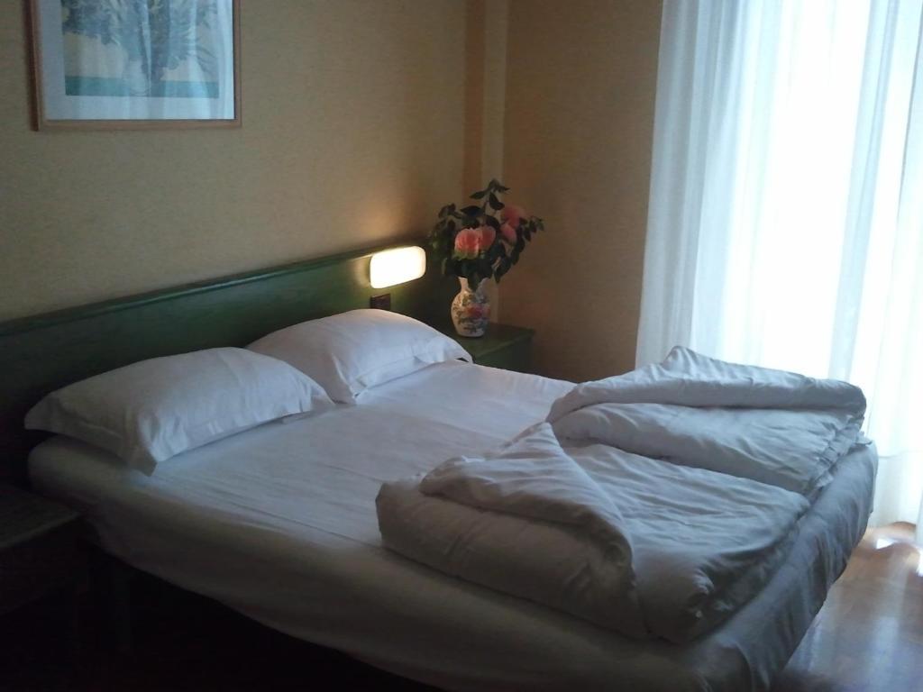 Hotel Caribe - Garda Lake Collection Brenzone sul Garda Ruang foto