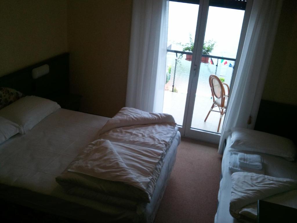 Hotel Caribe - Garda Lake Collection Brenzone sul Garda Ruang foto