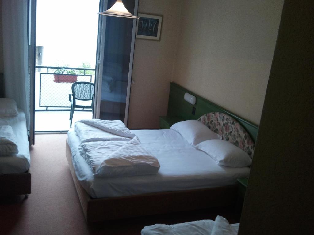 Hotel Caribe - Garda Lake Collection Brenzone sul Garda Ruang foto